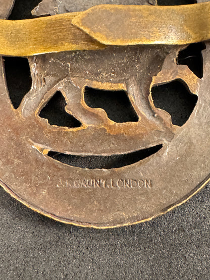 Photo 3 of WW1 British Army York and Lancaster Regiment Officer's Cap Badge GAUNT - collectible militaria item