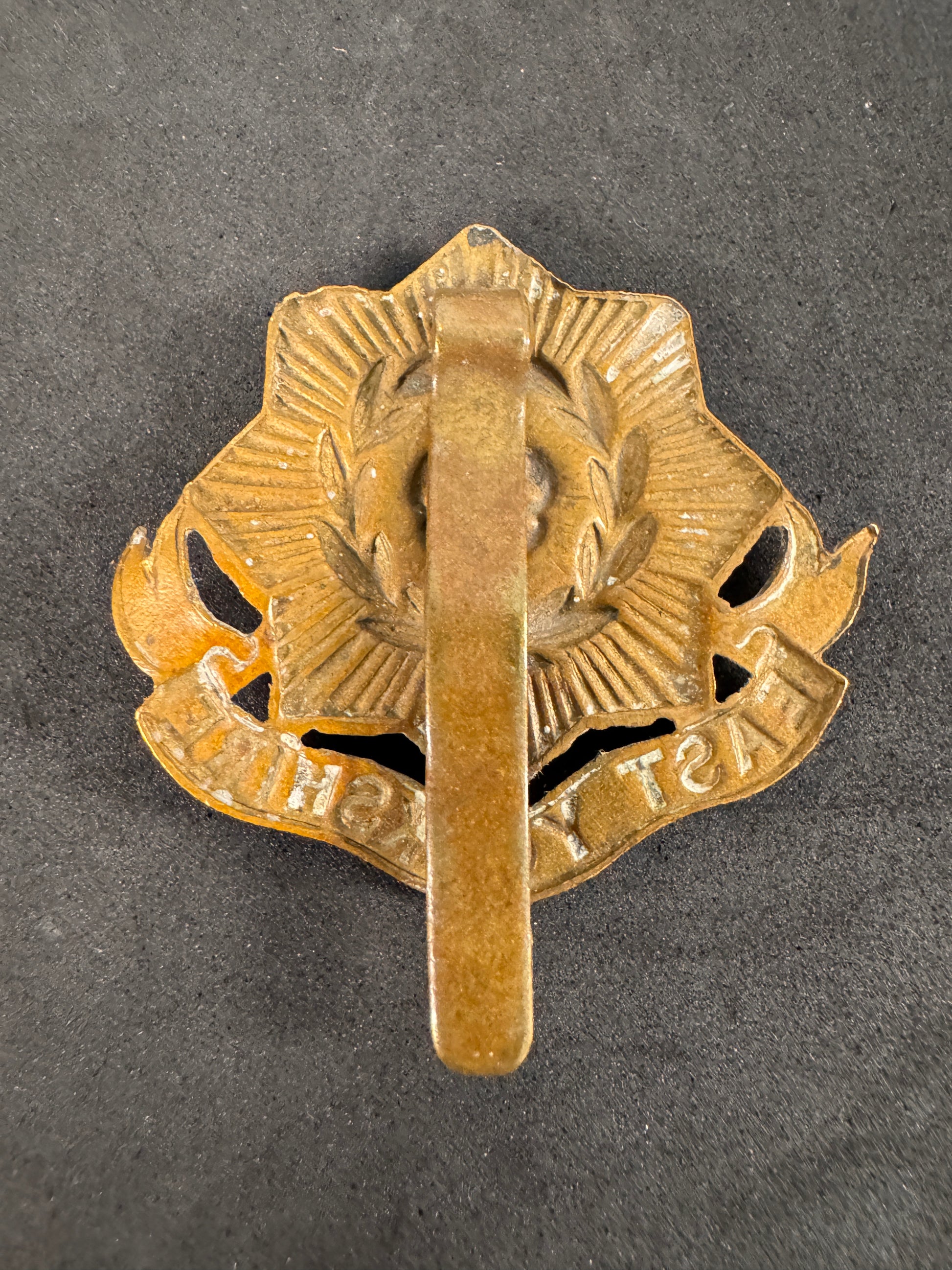 Photo 2 of WW2 British Army East Yorkshire Regiment Cap Badge - collectible militaria item