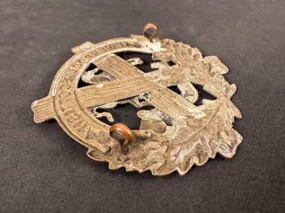 Photo 3 of WW1 British Army Liverpool Scottish Glengarry Cap Badge - collectible militaria item