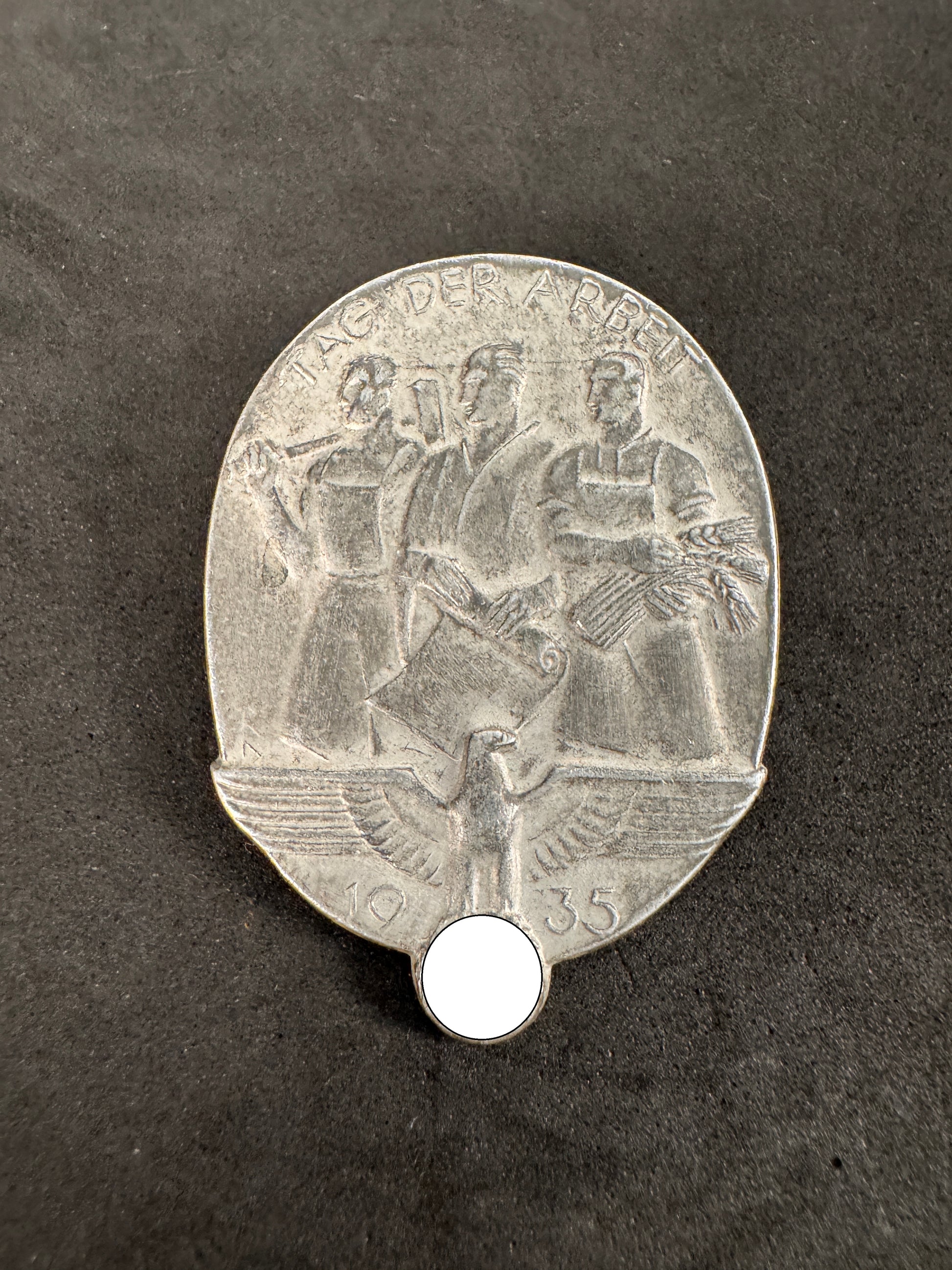 Photo 1 of Third Reich Tag Der Arbeit 1935 Tinnie Badge - collectible militaria item