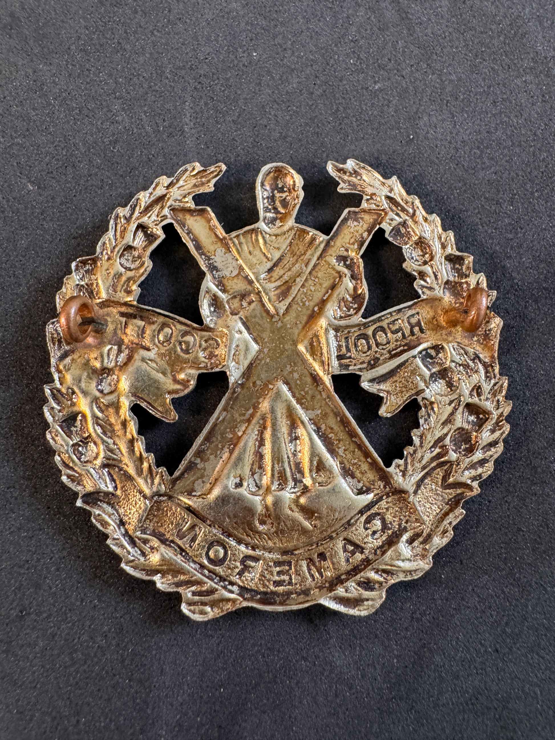 Image of product: ww2 british army liverpool scottish cameron glengarry cap badge
