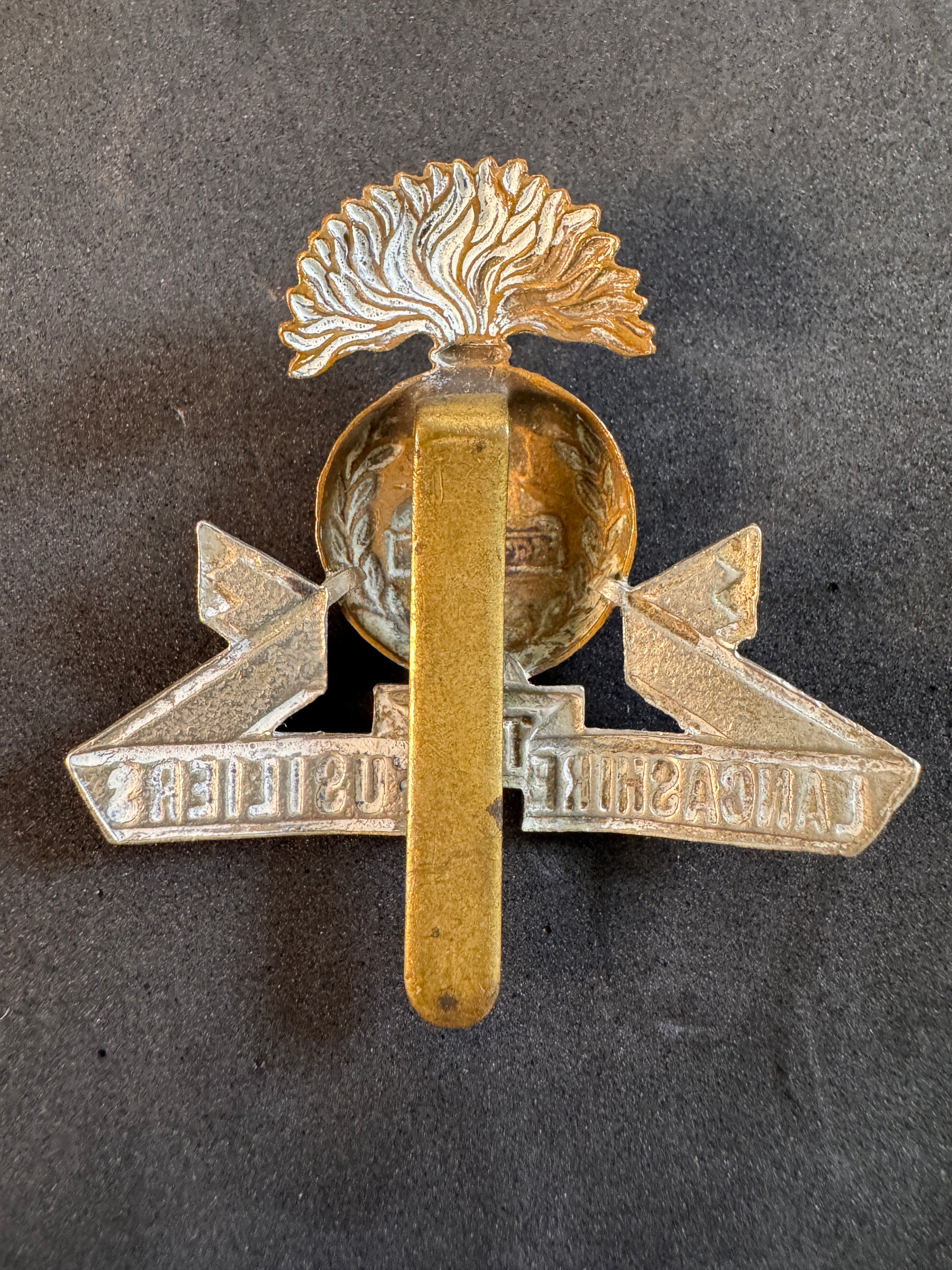Image of product: ww2 british army lancashire fusiliers cap badge