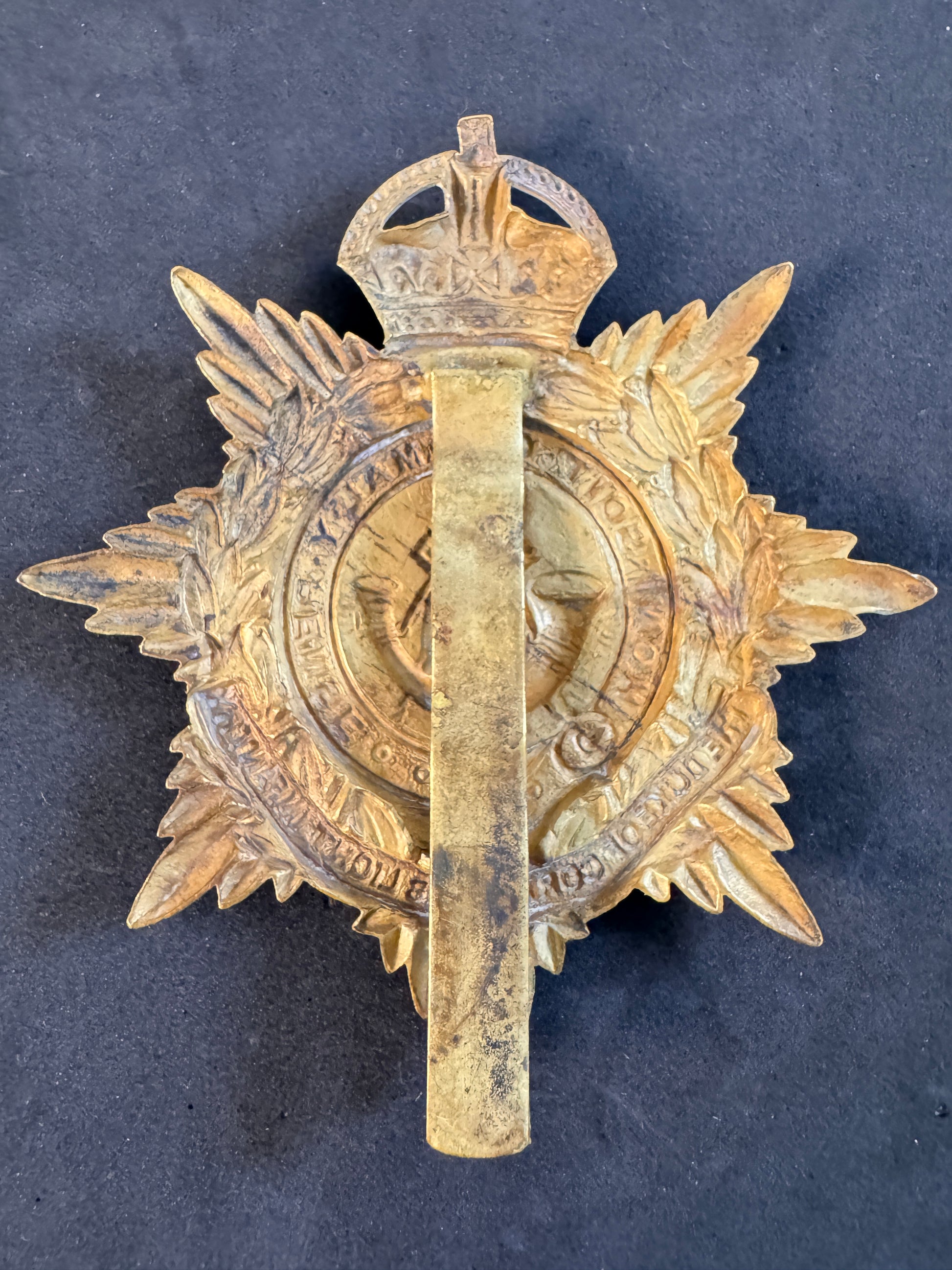 Image of product: british army duke of cornwalls light infantry valise badge 1920s