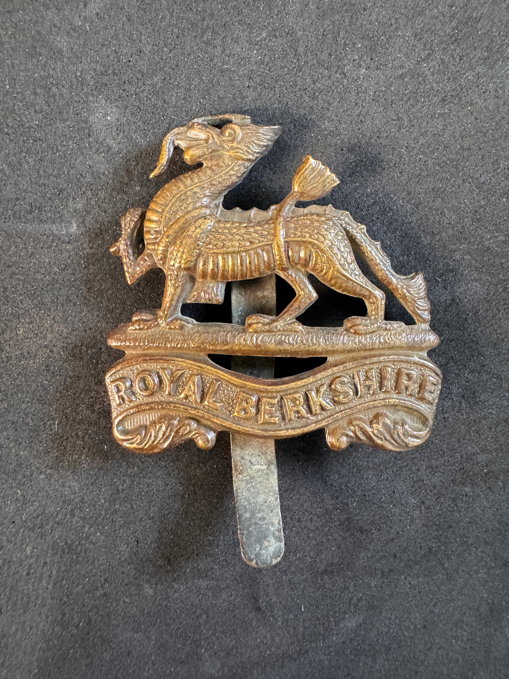 Image of British Army Royal Berkshire Regiment Cap Badge