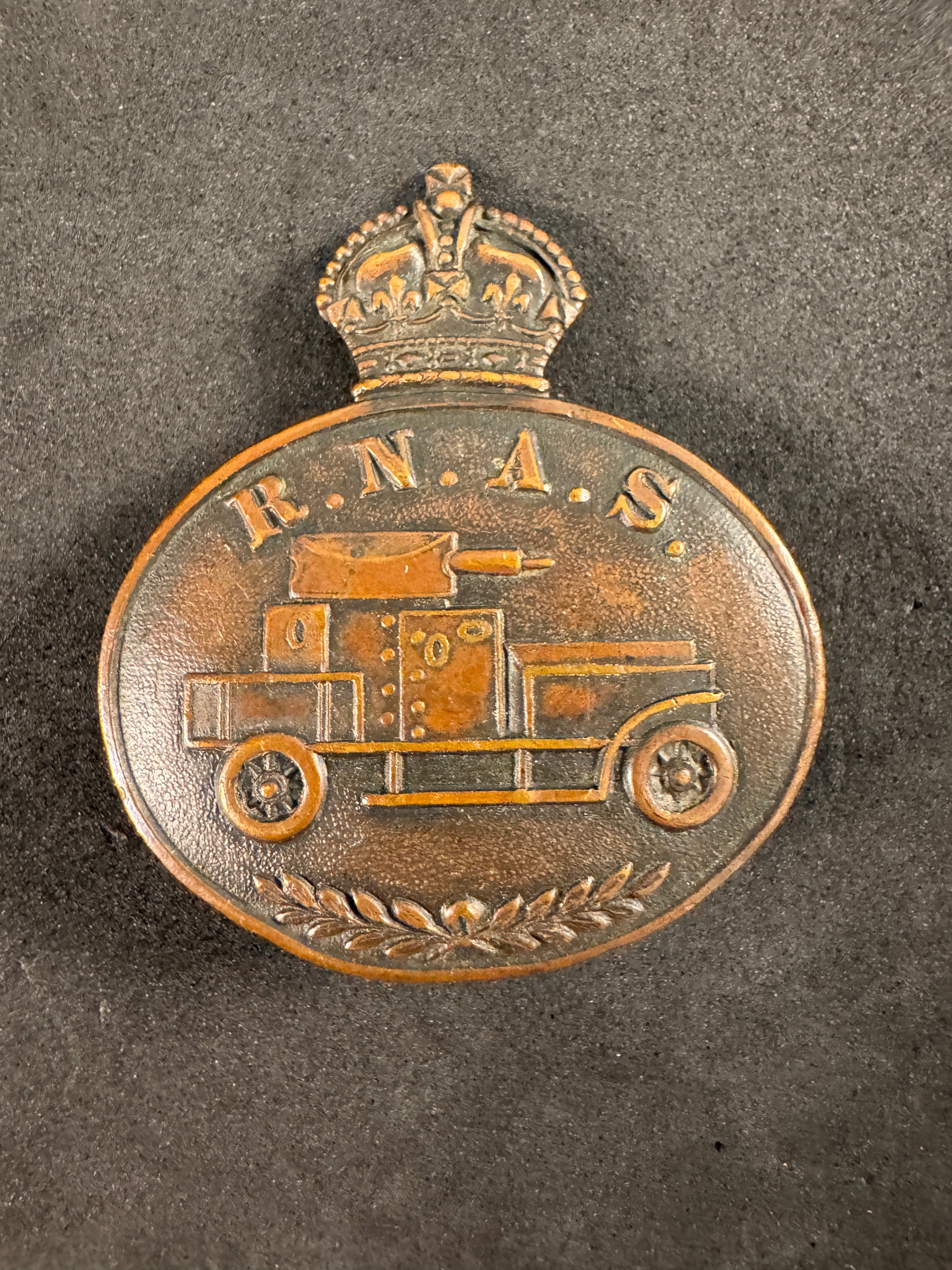 Image of WW1 British RNAS Armoured Car Section Collar Badge