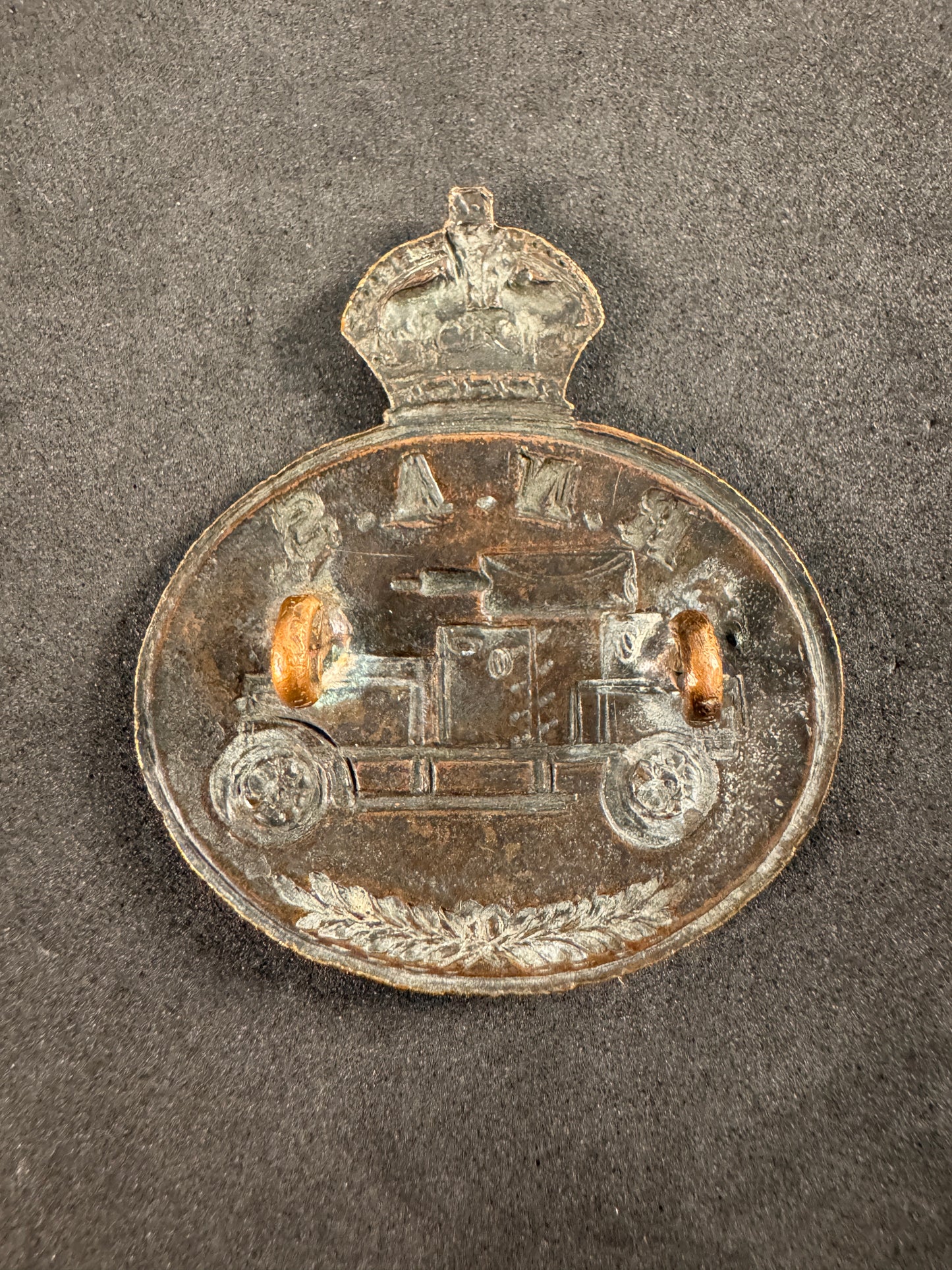 Image of product: ww1 british rnas armoured car section collar badge