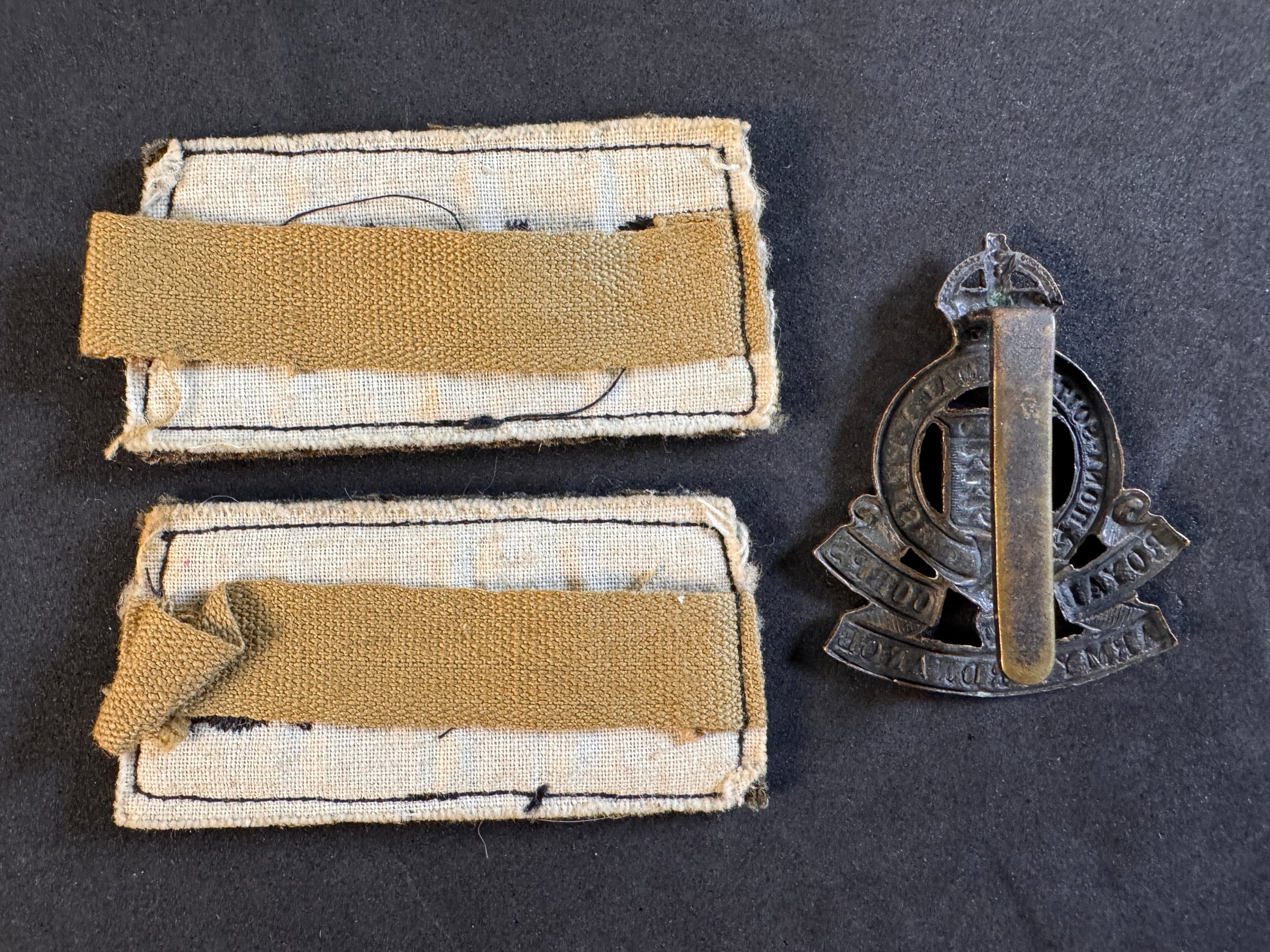 Image of product: ww2 british royal army ordnance corps insignia badges