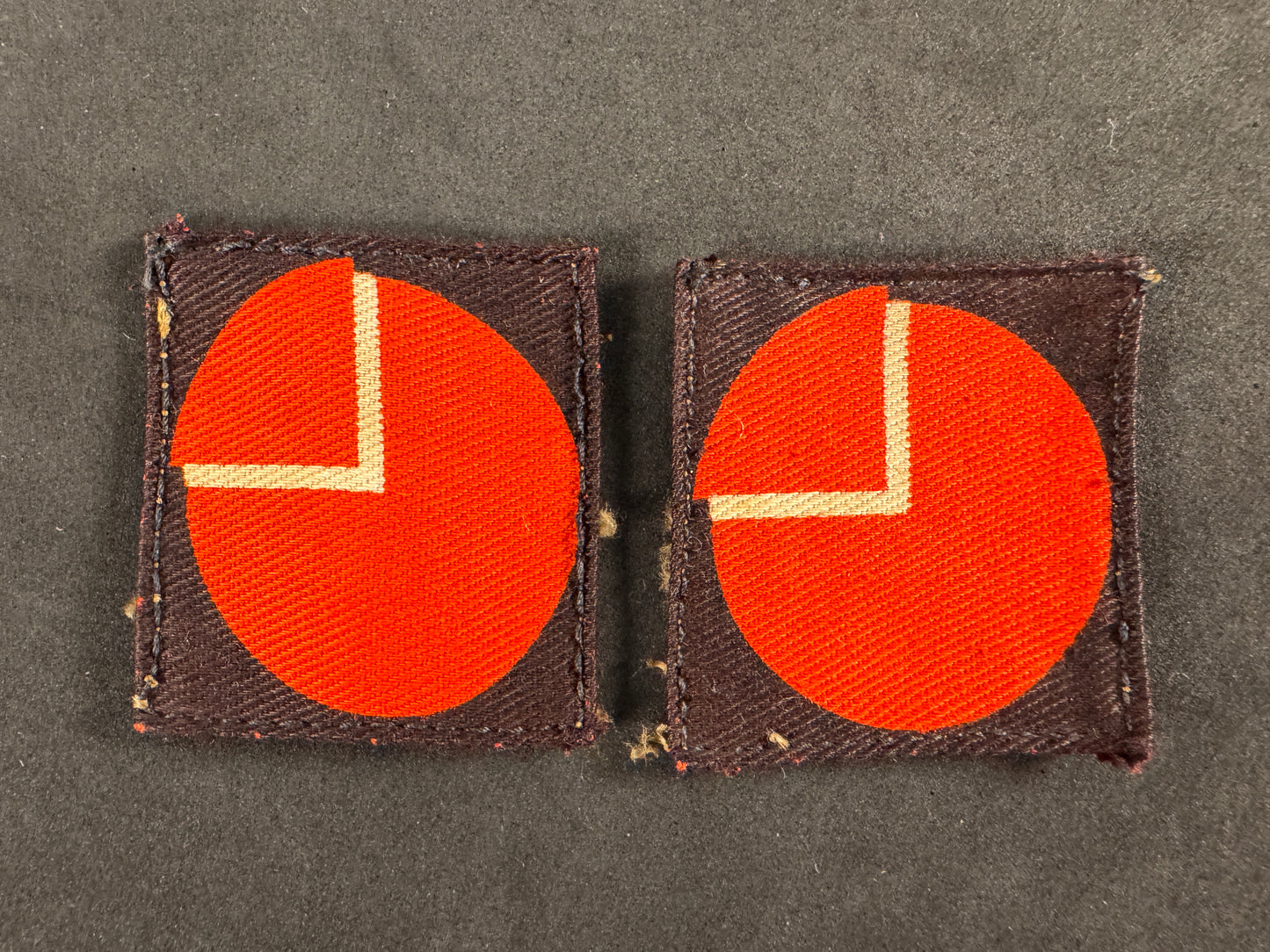 Image of British Army 4th Infantry Division Formation Signs (Pair)