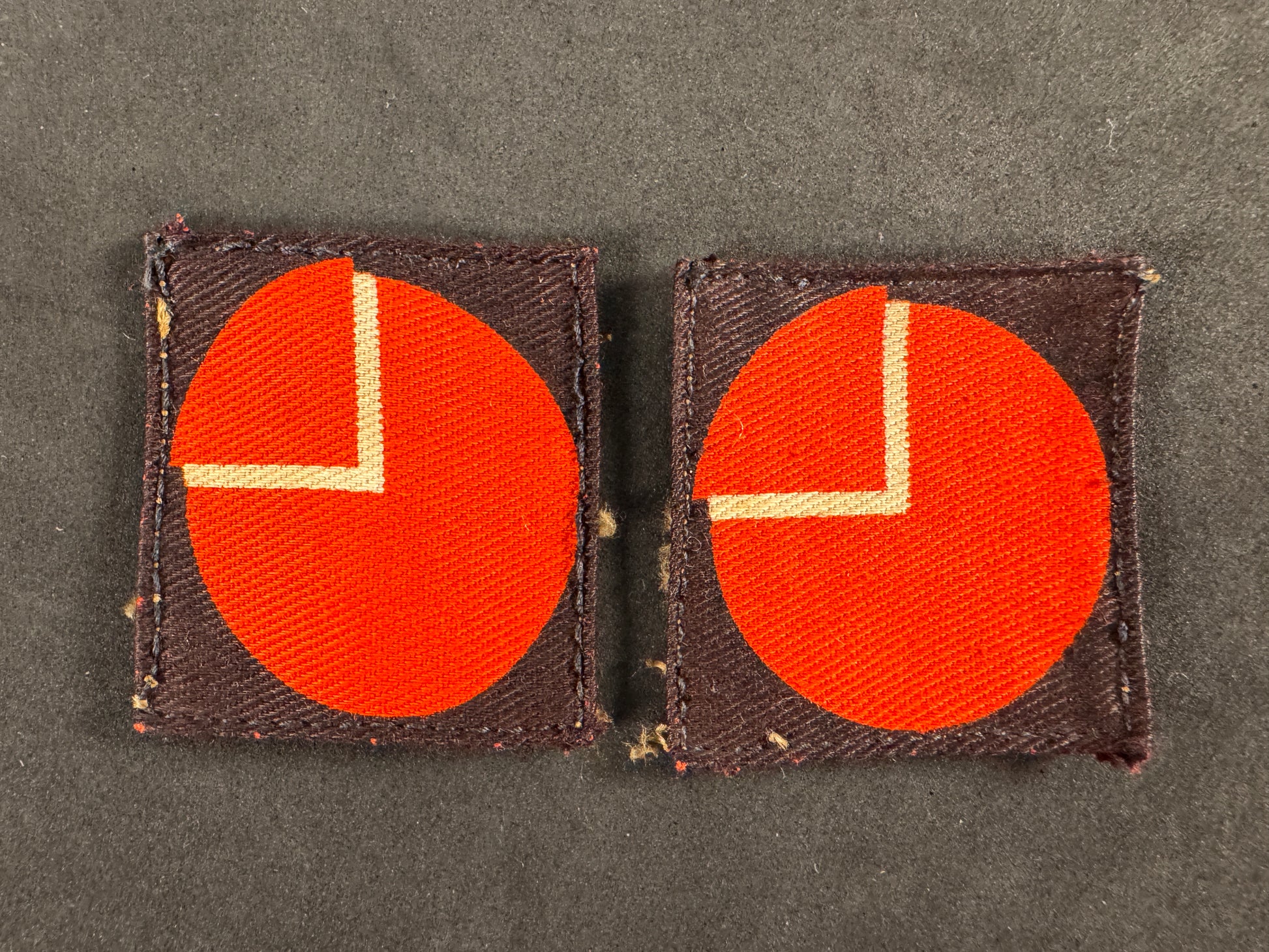 Image of British Army 4th Infantry Division Formation Signs (Pair)