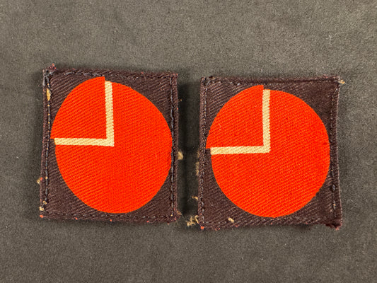 Image of British Army 4th Infantry Division Formation Signs (Pair)
