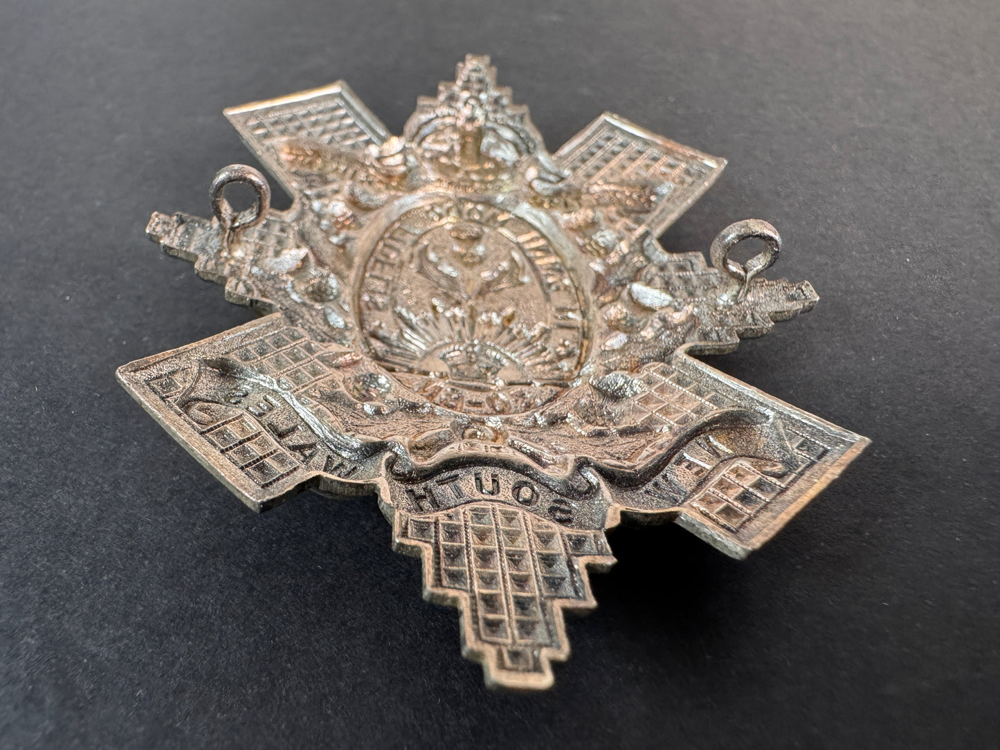 Image of product: ww2 australian army 30th battalion new south wales scottish cap badge