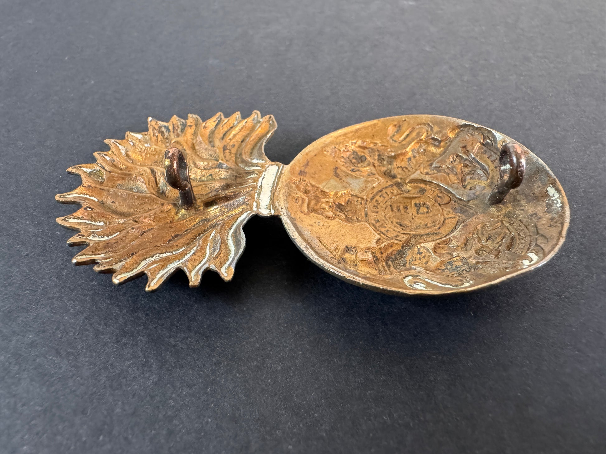 Image of product: ww2 british army royal scots fusiliers grenade cap badge
