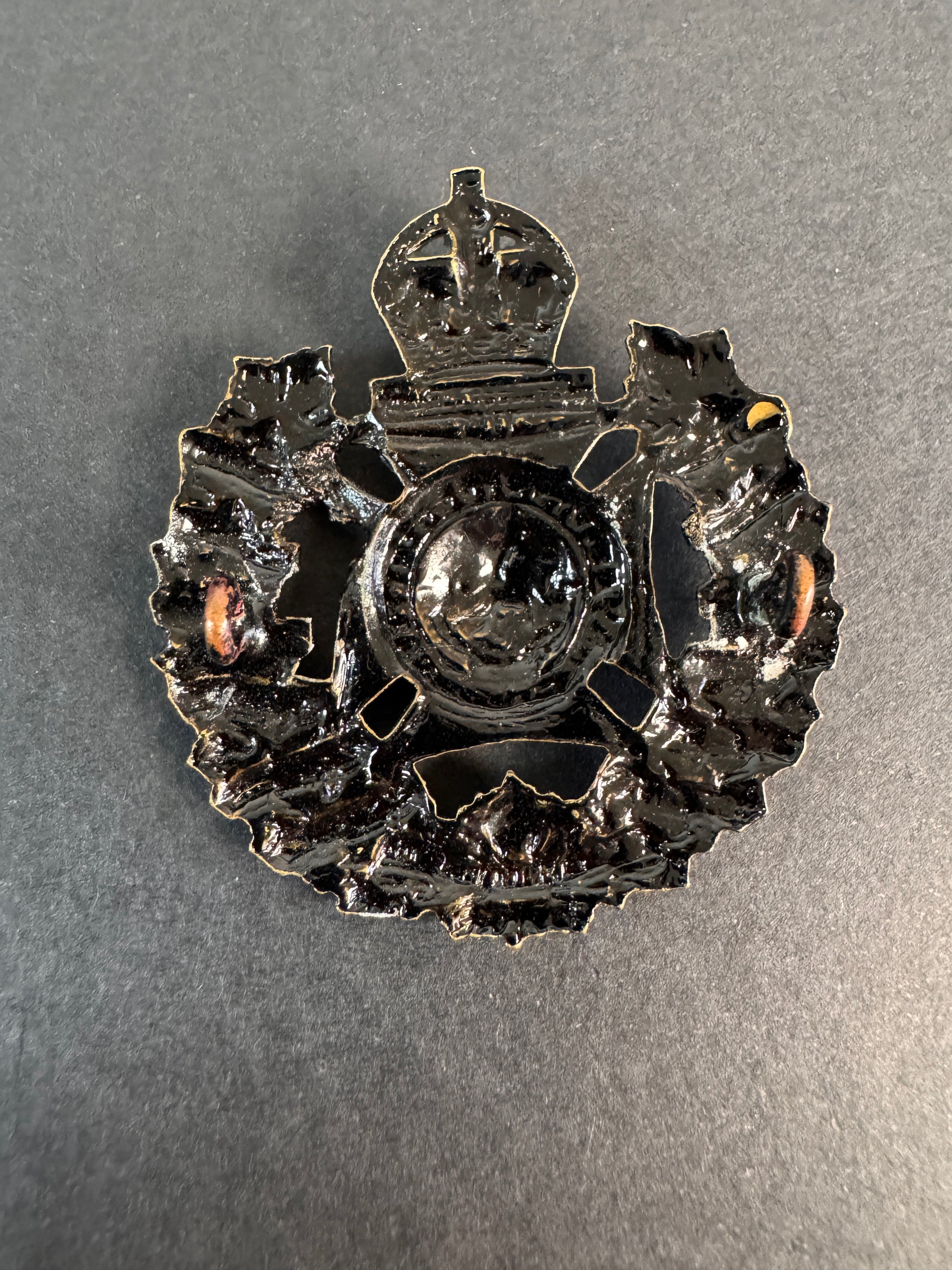 Image of product: ww2 canadian army royal winnipeg rifles officers cap badge