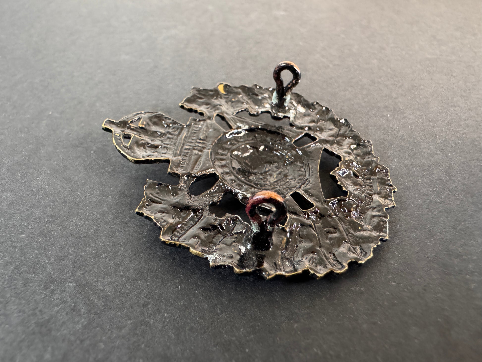 Image of product: ww2 canadian army royal winnipeg rifles officers cap badge