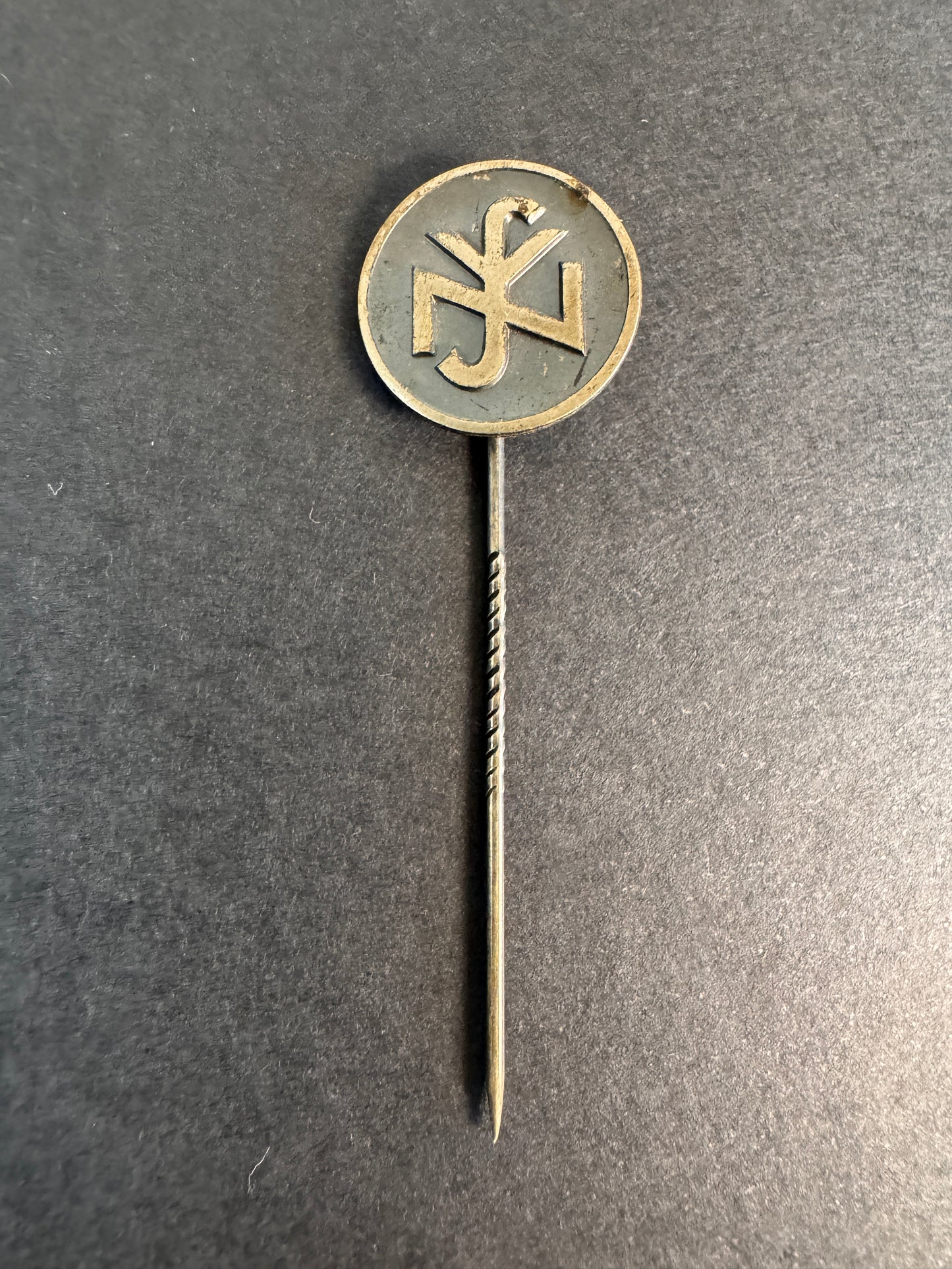 Image of WW2 German Social Welfare Stickpin Badge RZM