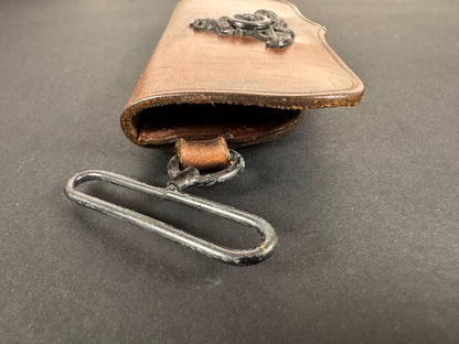British Royal Artillery Officer's Undress Leather Cross Belt Pouch