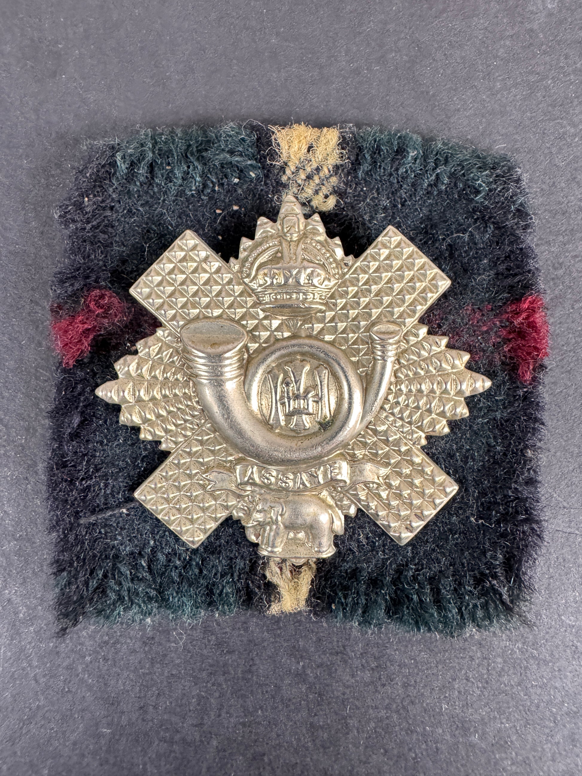 Image of WW2 British Army Highland Light Infantry Glengarry Cap Badge