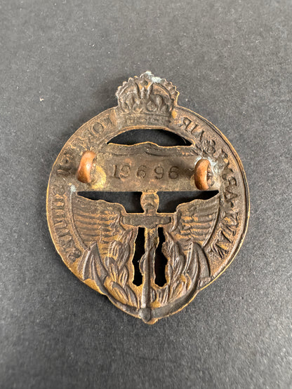 Image of product: ww2 british navy army air force institute naafi cap badge