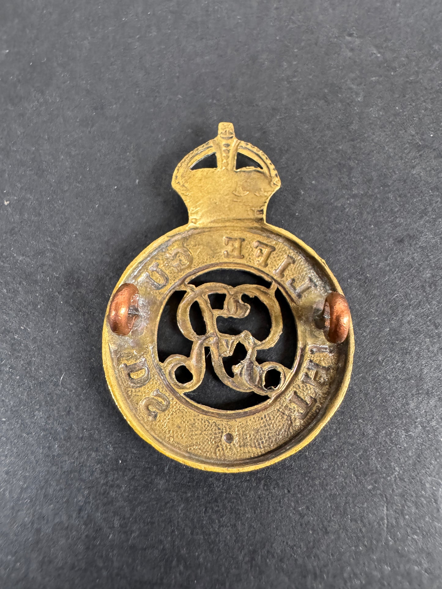 Image of product: british army household cavalry life guards cap badge