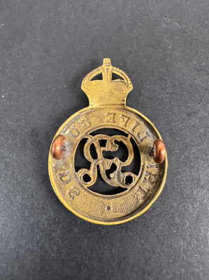 Image of product: british army household cavalry life guards cap badge