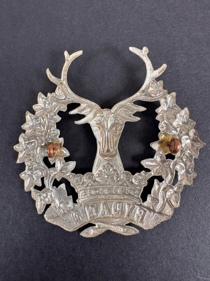 Image of product: ww2 british army gordon highlanders glengarry cap badge 1