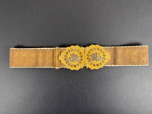 Image of Edwardian British Army Royal Artillery ‘Nurses’ Gilt Belt Buckle