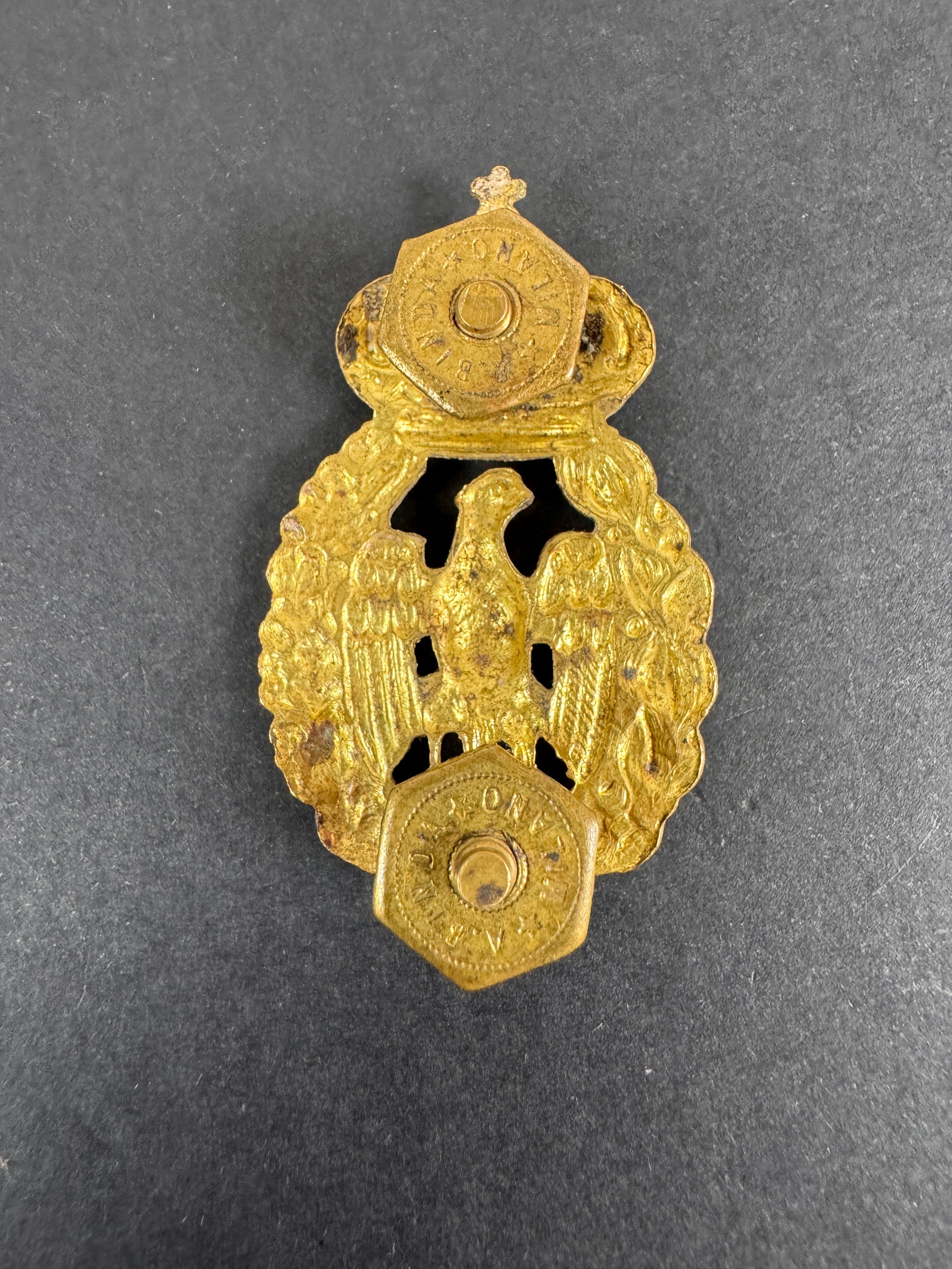 Image of product: ww2 italian air force cap badge regio aeronautica