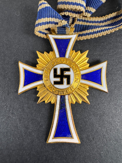 Third Reich German Mother's Cross in Gold Cased