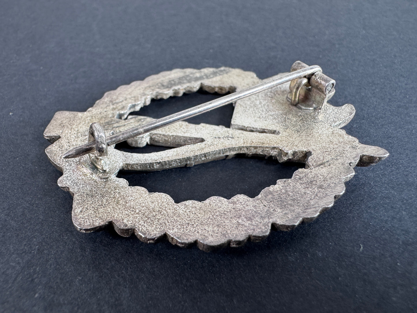 WW2 German Infantry Assault Badge (Deschler)