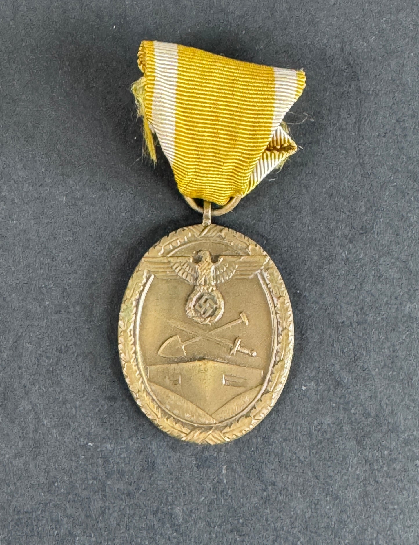 WW2 German Westwall Medal