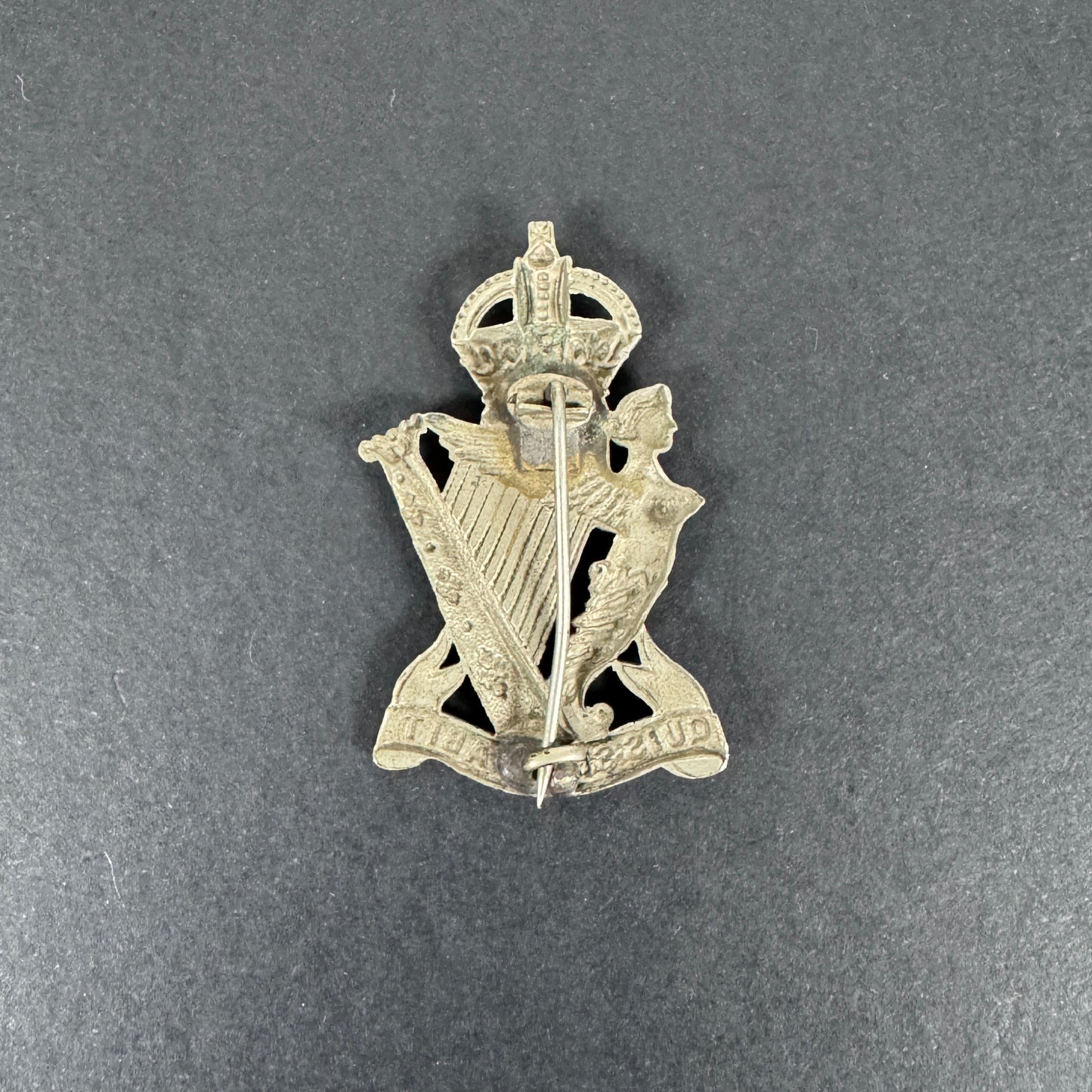 WW1 British Army Royal Ulster Rifles Sweetheart Brooch Cap Badge