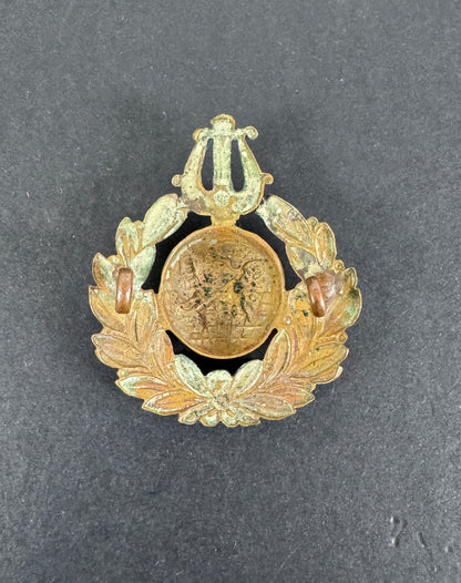 WW2 British Royal Navy School of Music Cap Badge