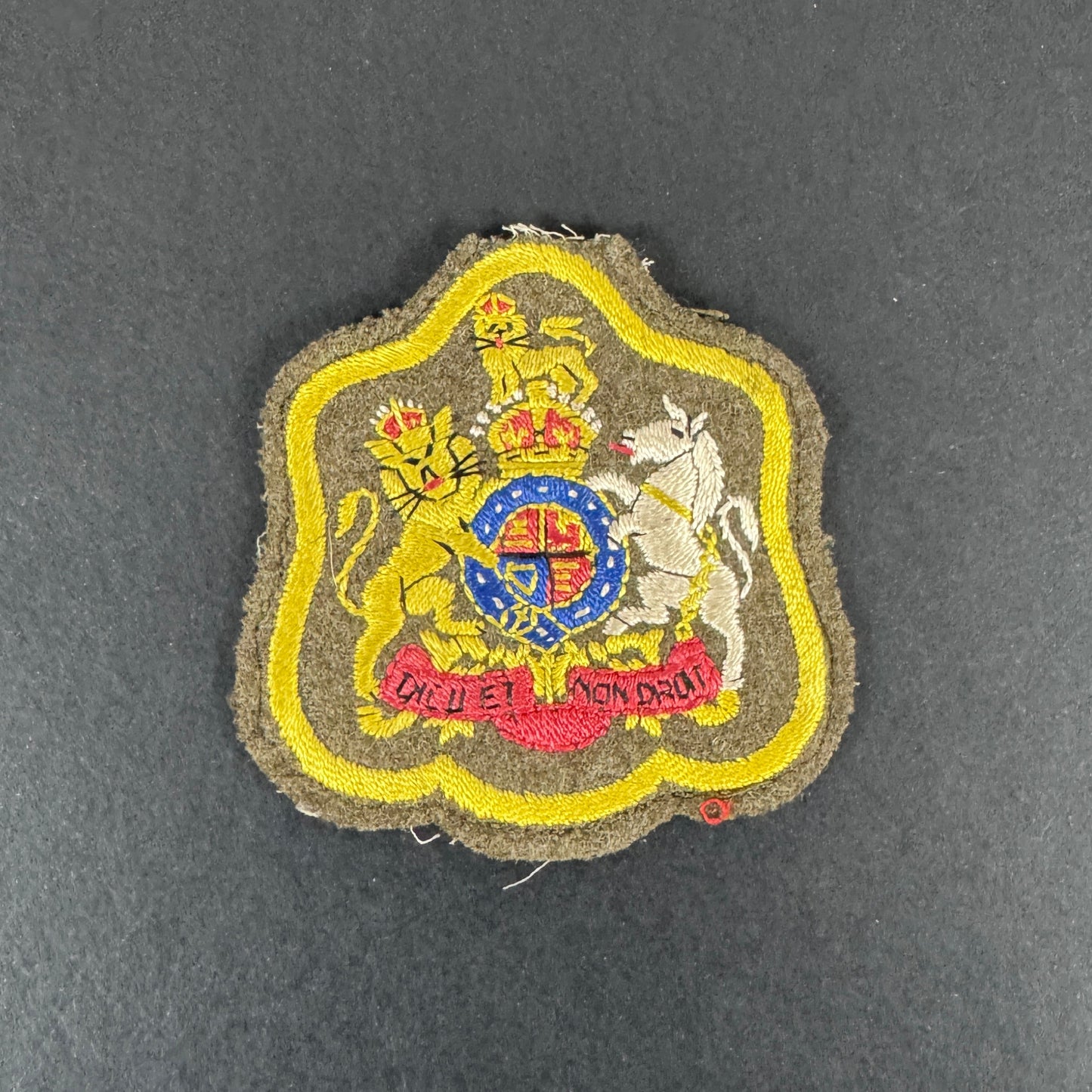 WW2 British Army Royal Armoured Corps Warrant Officer 1 Rank Arm Badge