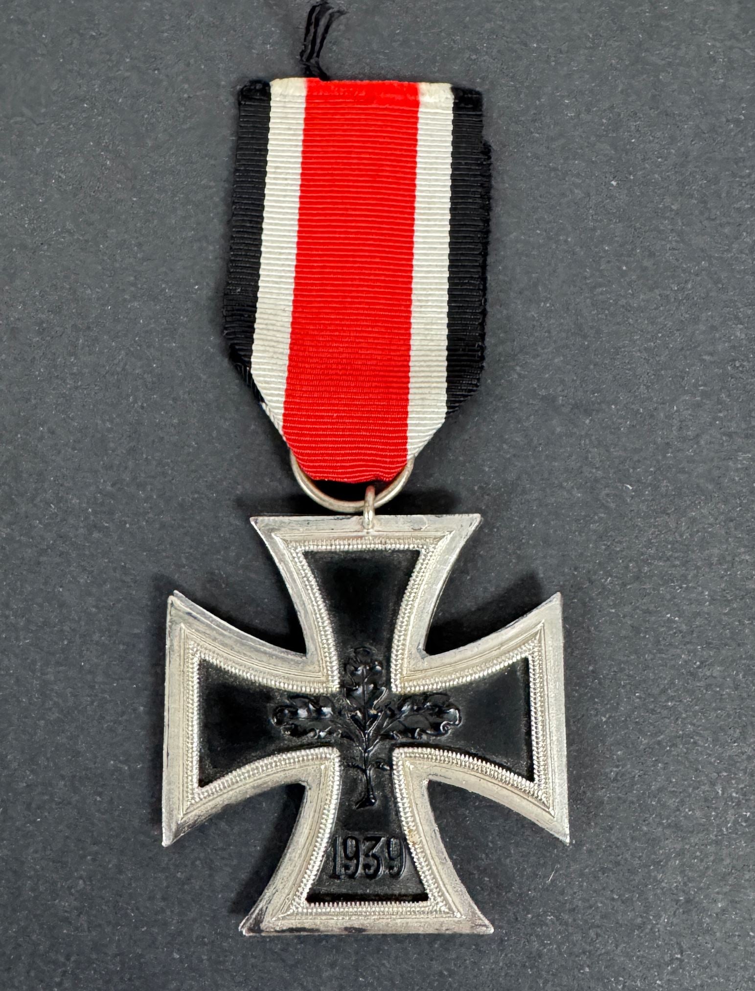 WW2 German 1957 Iron Cross 2nd Class – An original Iron Cross 2nd Class award for bravery in the field. Official 1959