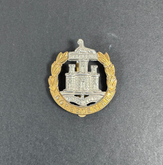WW2 British Army Dorsetshire Regiment Cap Badge