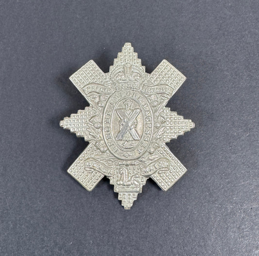 WW1 British Army Royal Highlanders Black Watch Glengarry Cap Badge