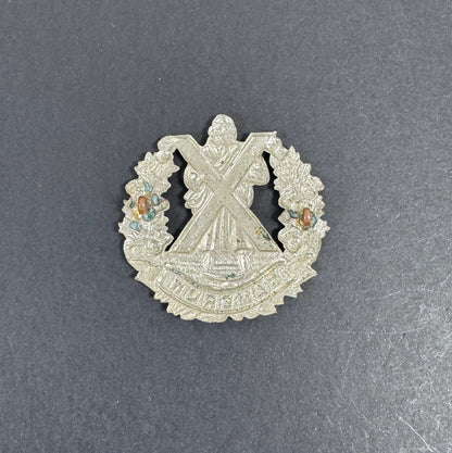 WW2 British Army Queen's Own Cameron Highlanders Glengarry Cap Badge