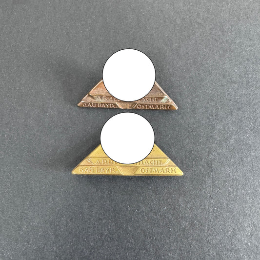 Third Reich Arbeitsschlacht Gau Bayr. Ostmark Tinnie Badges