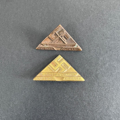 Third Reich Arbeitsschlacht Gau Bayr. Ostmark Tinnie Badges