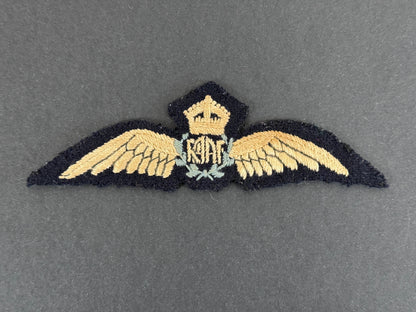 WW2 Royal Australian Air Force (RAAF) Pilot Wing Badge