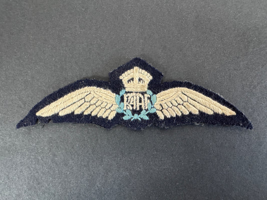 WW2 Royal Australian Air Force Pilot Wing Badge (RAAF)