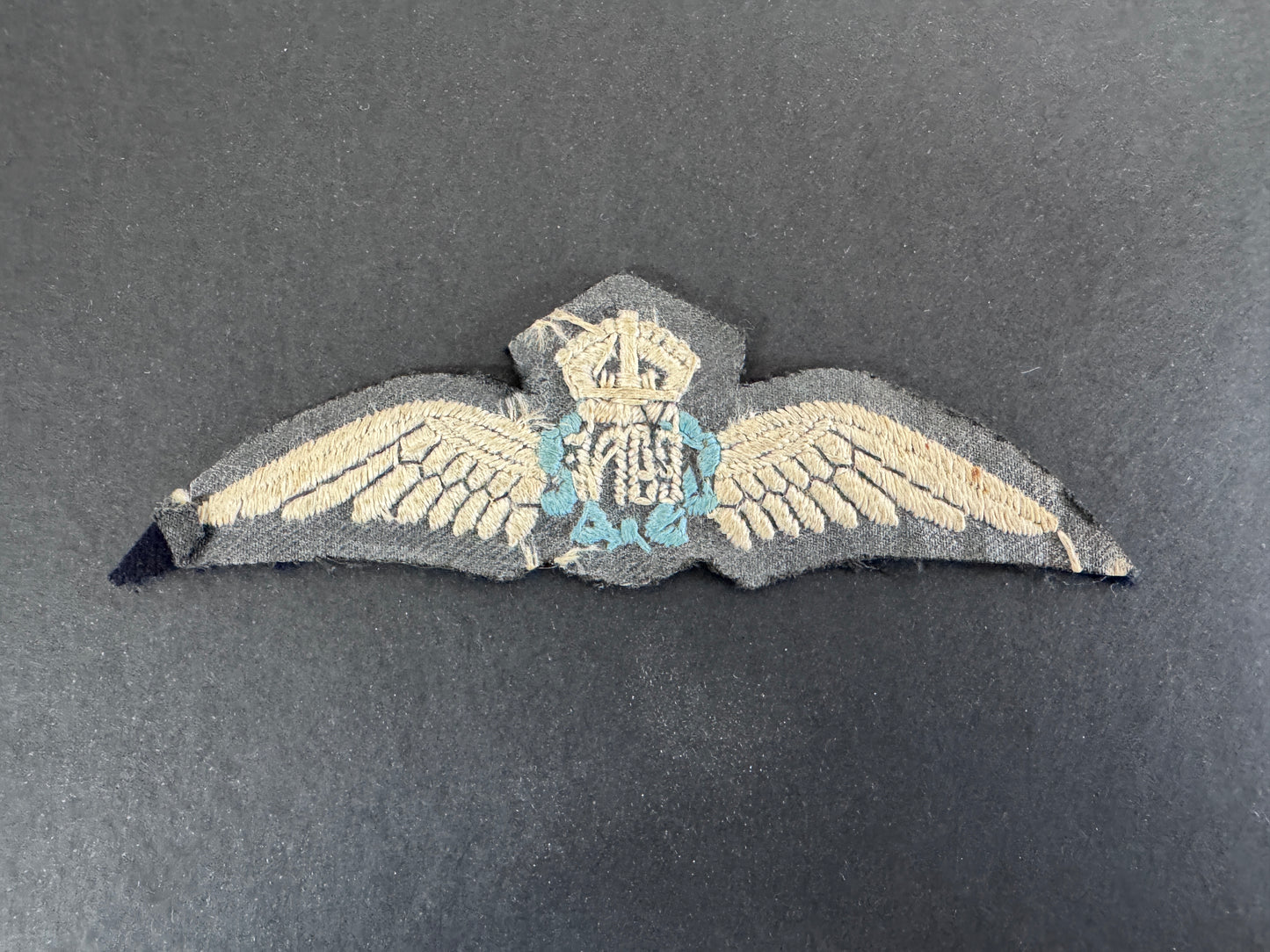 WW2 Royal Australian Air Force Pilot Wing Badge (RAAF)