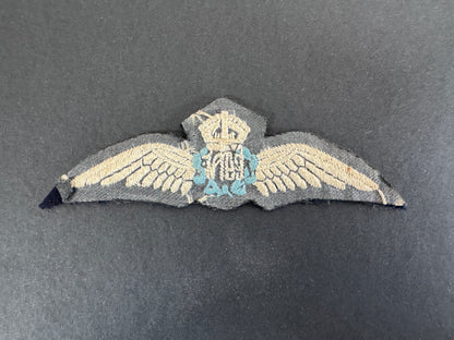 WW2 Royal Australian Air Force Pilot Wing Badge (RAAF)