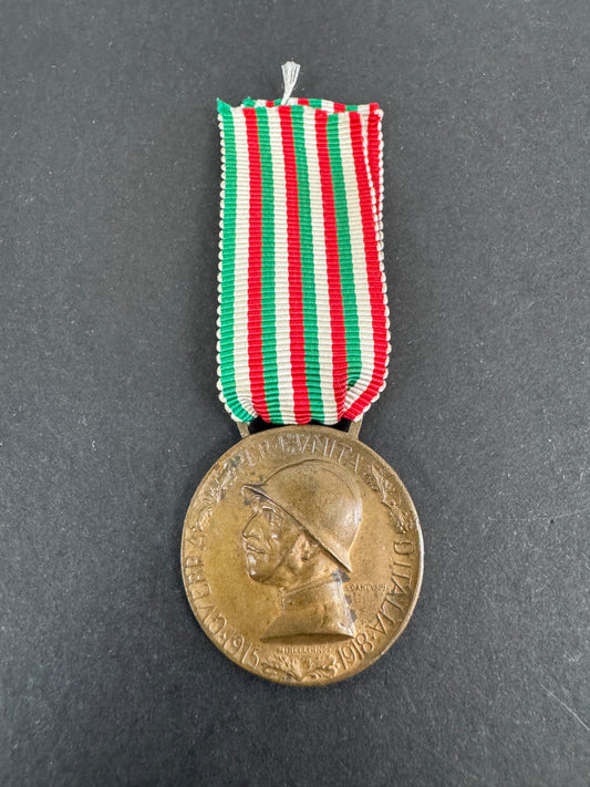WW1 Italian Commemorative Medal of the Great War 1915-1918