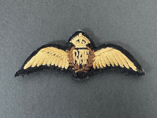 WW2 British RAF Royal Air Force Pilot Wings Badge