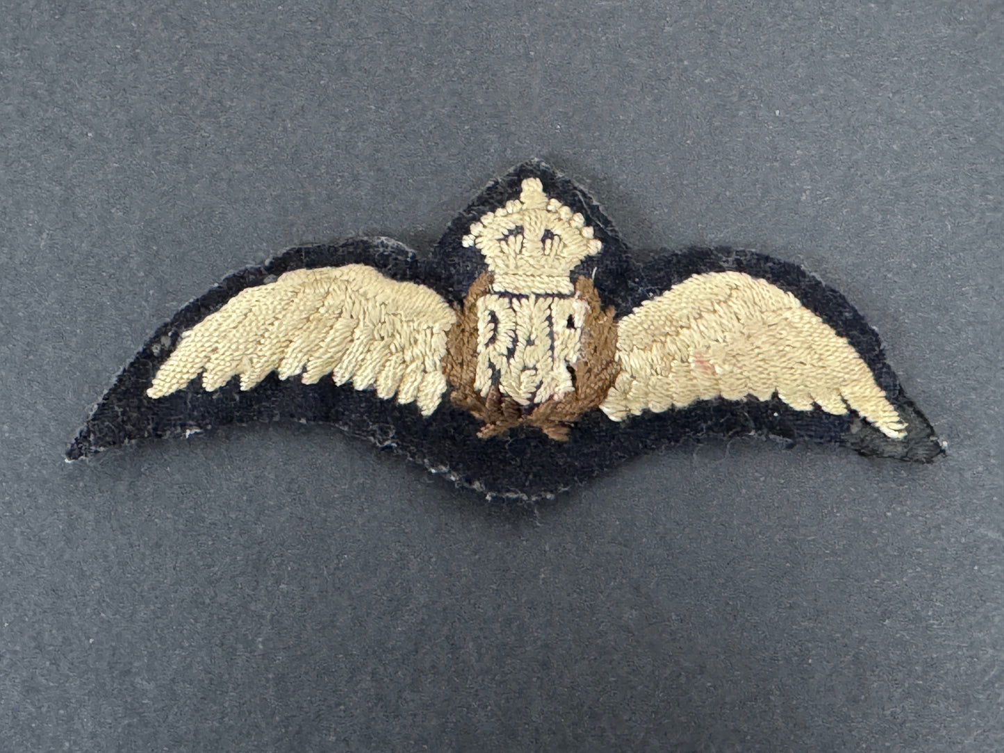 WW2 British RAF Pilot Wing Padded Cloth Breast Badge