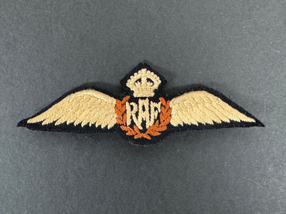 WW2 British RAF Pilot Wing Pin Mount Breast Badge