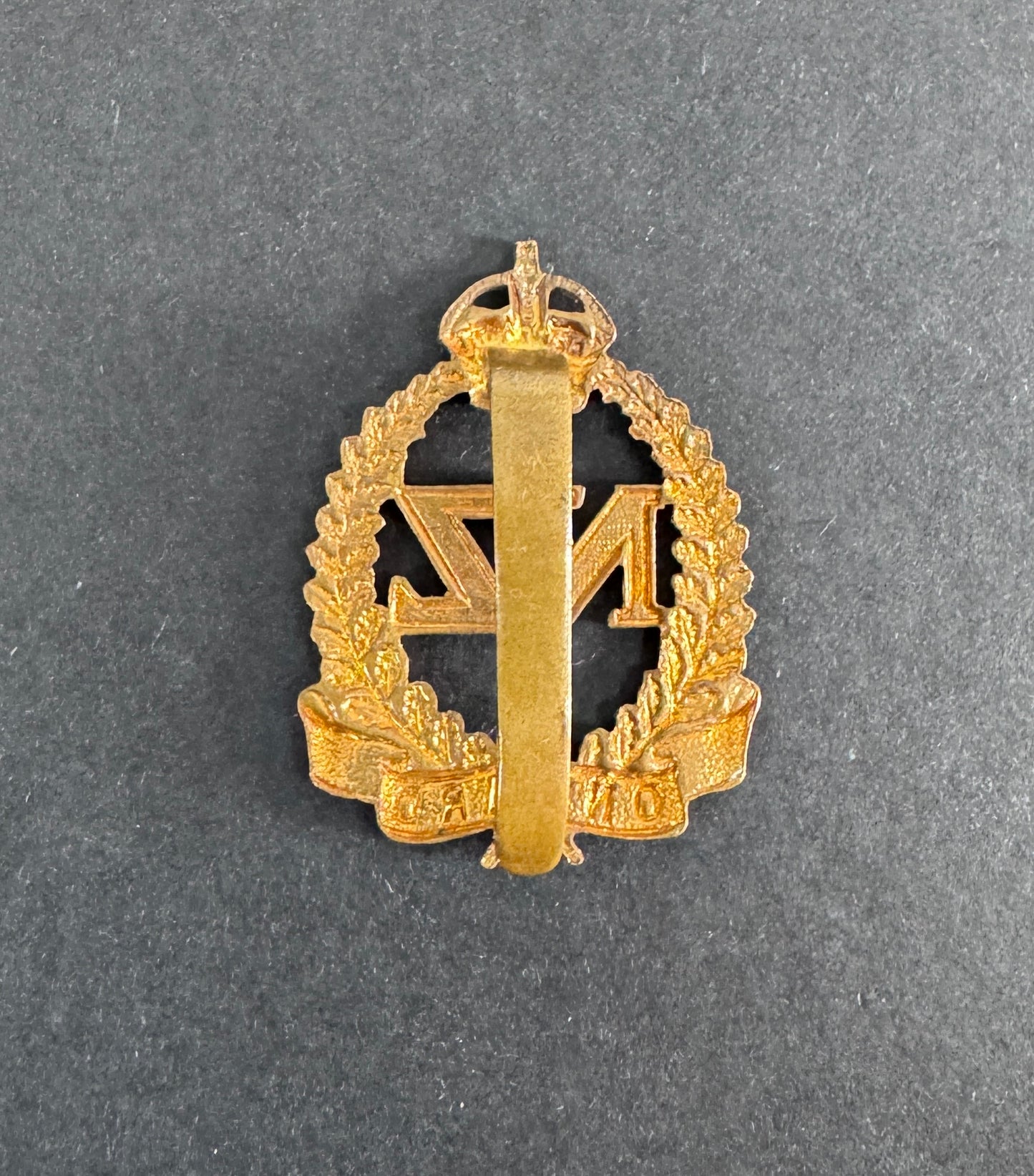 WW1 British Section NZ Expeditionary Force 'Onward' Cap Badge