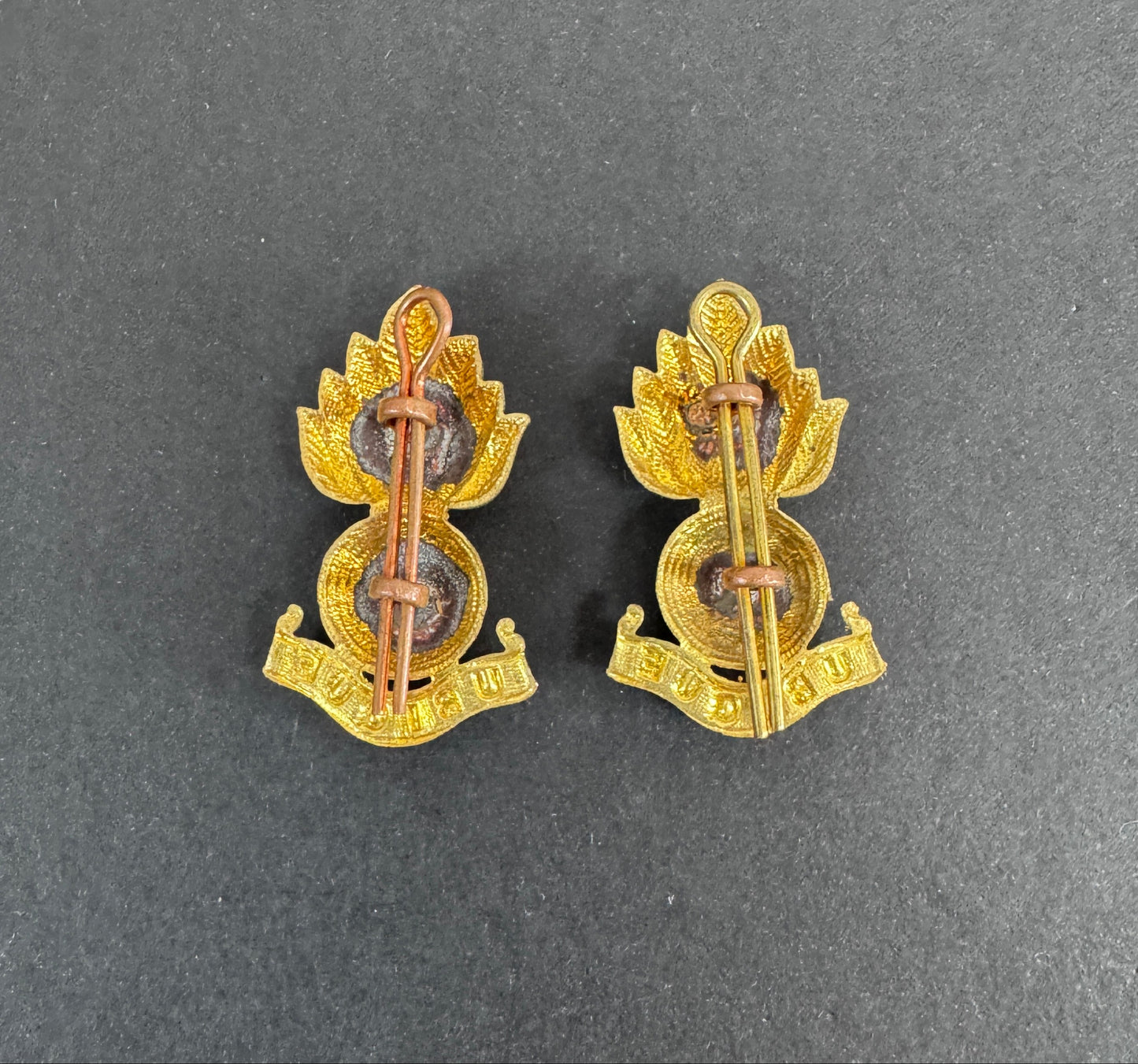 WW2 Royal Canadian Artillery Uniform Collar Badges (Pair)
