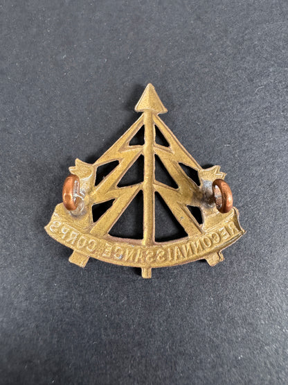 WW2 British Army Reconnaissance (Recon) Corps Cap Badge